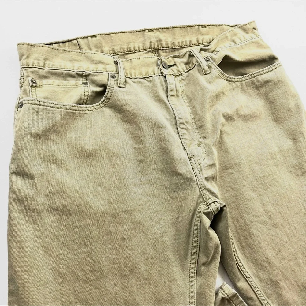 Levi's Men's Beige w/Black Patch‎ Lowrise Straight Fit Jean Pants 38/32